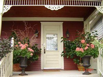 Bed & Breakfast Redwood Niagara Falls