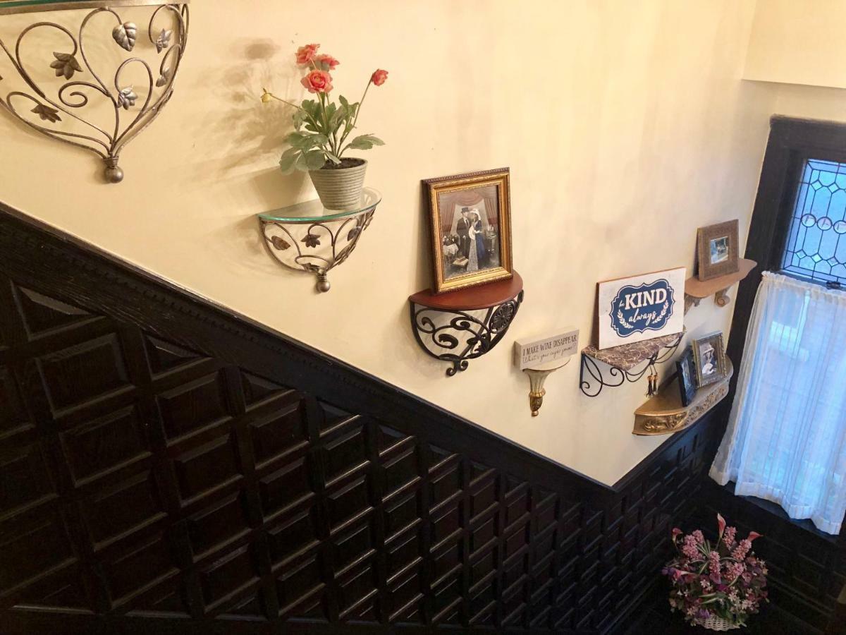 Bed & Breakfast Redwood 3*