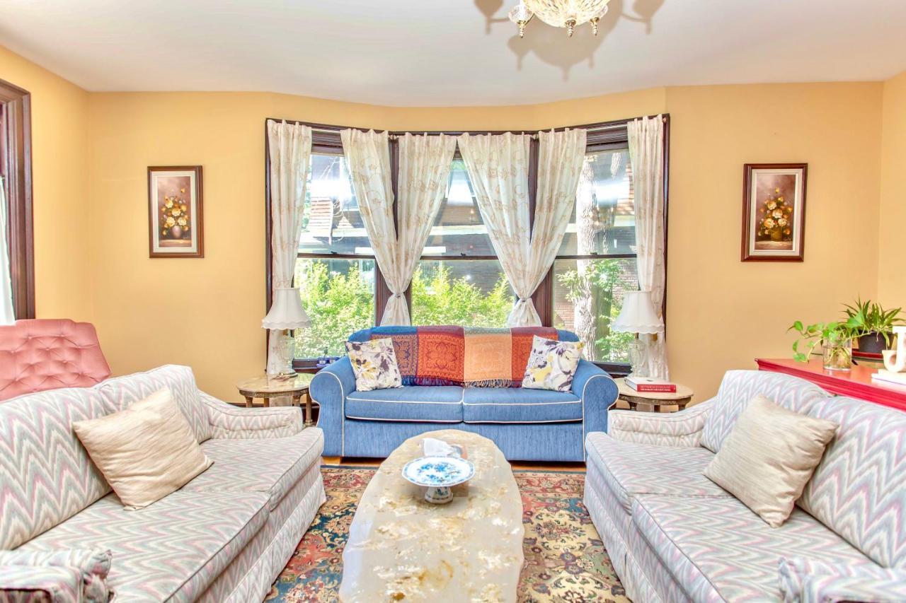 Bed & Breakfast Redwood 3*